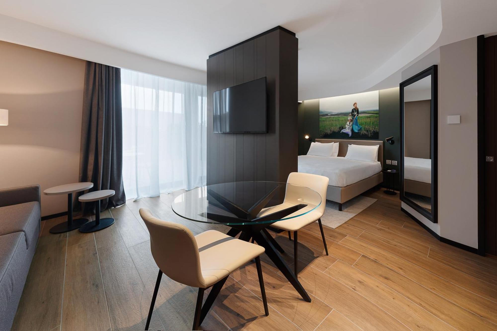 Radisson Blu Hotel, Bergamo Choruslife Exteriör bild