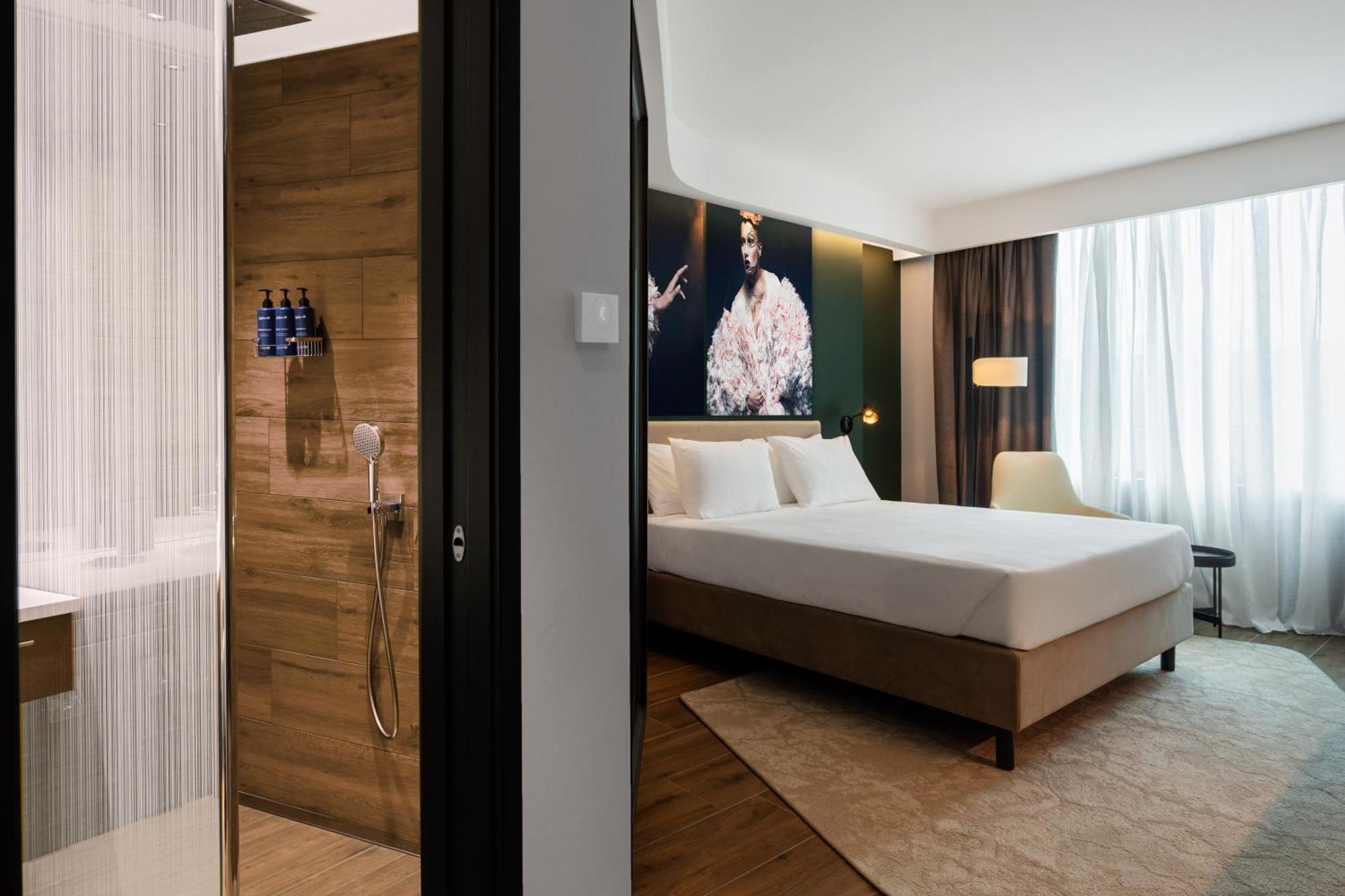 Radisson Blu Hotel, Bergamo Choruslife Exteriör bild