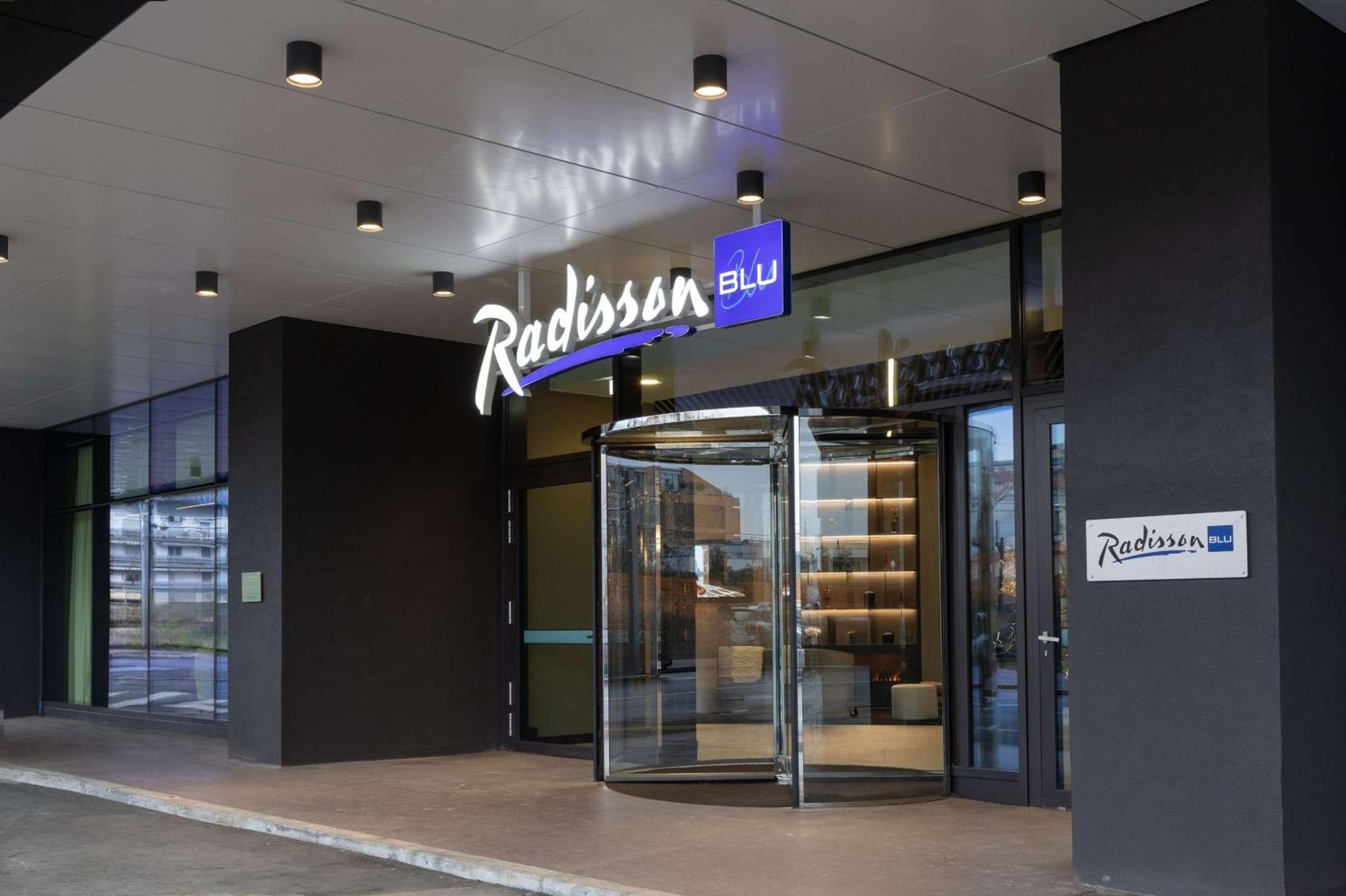 Radisson Blu Hotel, Bergamo Choruslife Exteriör bild