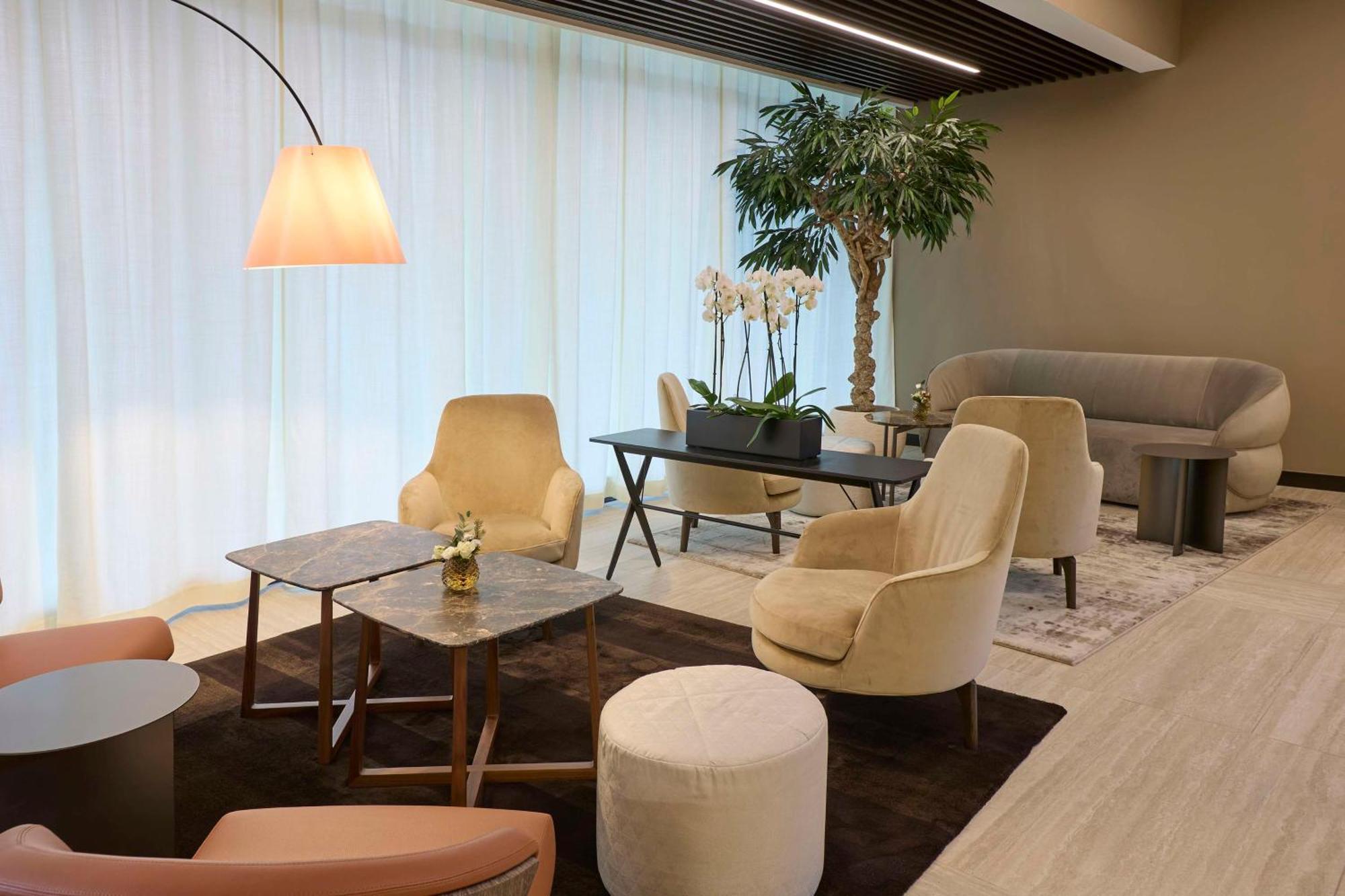 Radisson Blu Hotel, Bergamo Choruslife Exteriör bild
