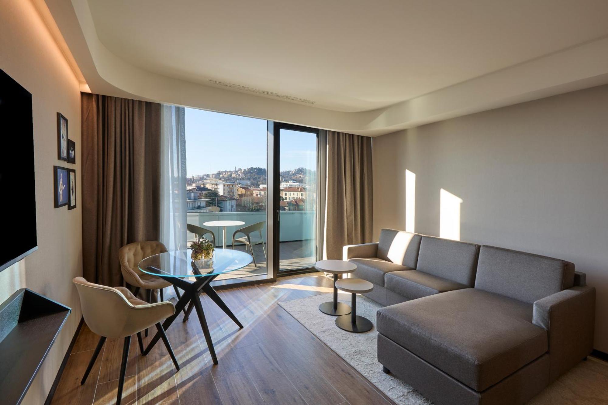 Radisson Blu Hotel, Bergamo Choruslife Exteriör bild
